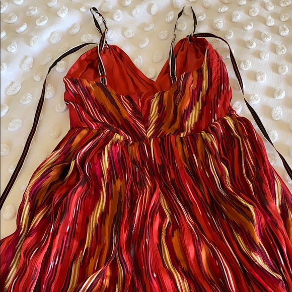 Gorgeous BCBGMAXAZRIA RUNWAY flowy silk dress - Picture 4 of 9